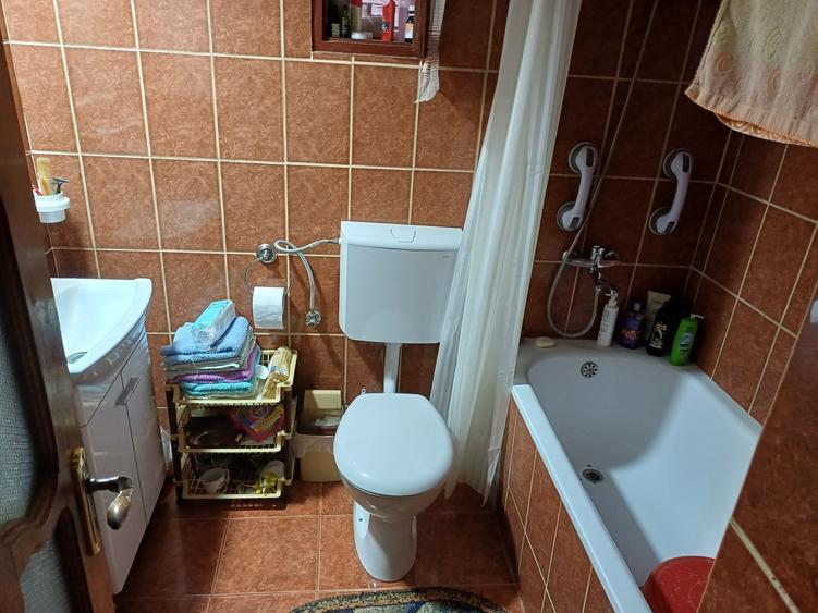 Casă cu 2 camere în Budești