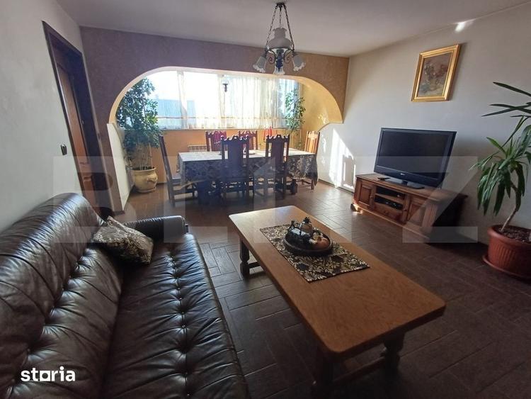 Casă cu 5 camere cu Teren 400 Mp în Obcini