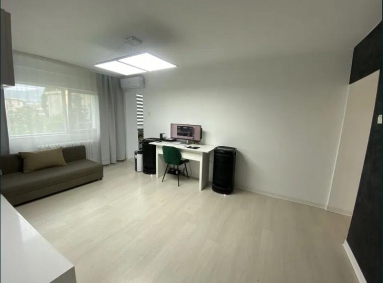 PODU ROS - BLD TUTORA - 3 CAMERE - ETAJ INTERMEDIAR -  RENOVAT TOTAL - MOBILAT - 6