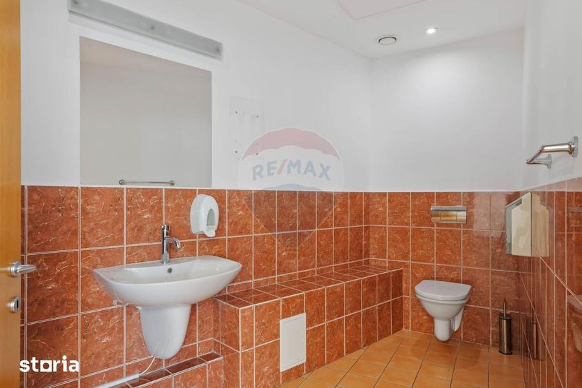 Spațiu comercial, de 300 mp, în Eminescu