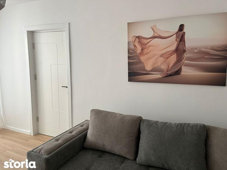 Apartament cu 3 camere semidecomandat, mobilat în Colentina