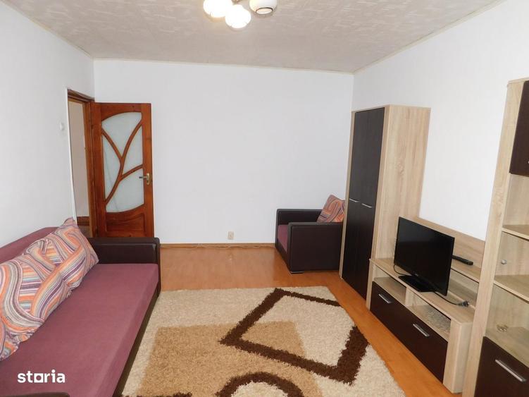 Apartament cu 2 camere decomandat în Enachiță Văcărescu