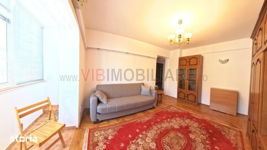 Apartament cu 3 camere în Centrul Civic