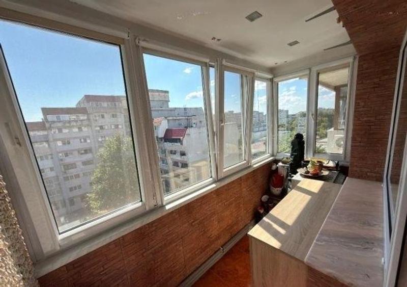 Apartament cu 3 camere decomandat, mobilat în Călărași