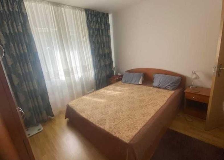Apartament cu 2 camere decomandat în Rovine