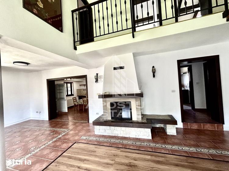 Casă cu 5 camere cu Teren 500 Mp în Sânmihaiu Român