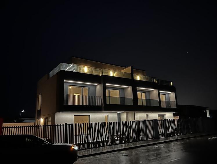 Casă cu 4 camere cu Teren 200 Mp în Central