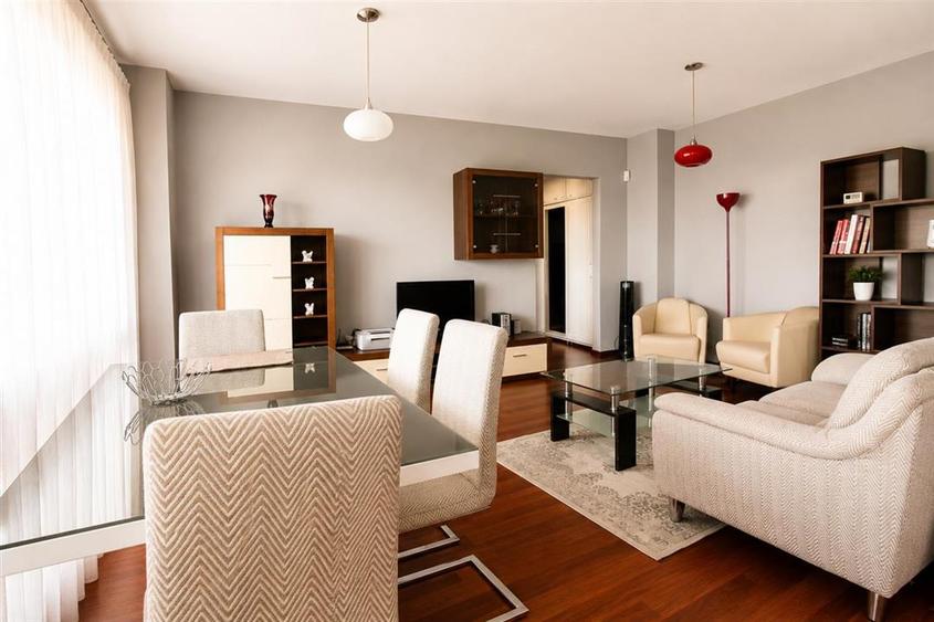 Apartament cu 2 camere semidecomandat în Zorilor