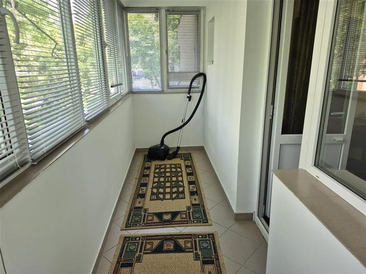 Apartament cu 3 camere decomandat, mobilat în Păcurari