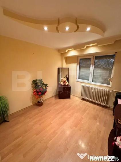 Apartament cu 2 camere semidecomandat în Micro 38