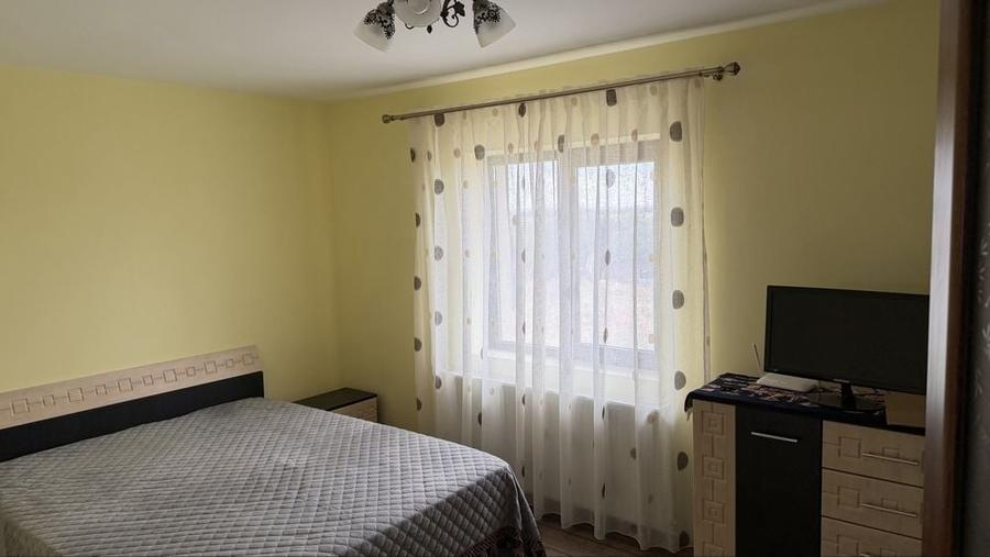 Casă cu 4 camere în Vădeni