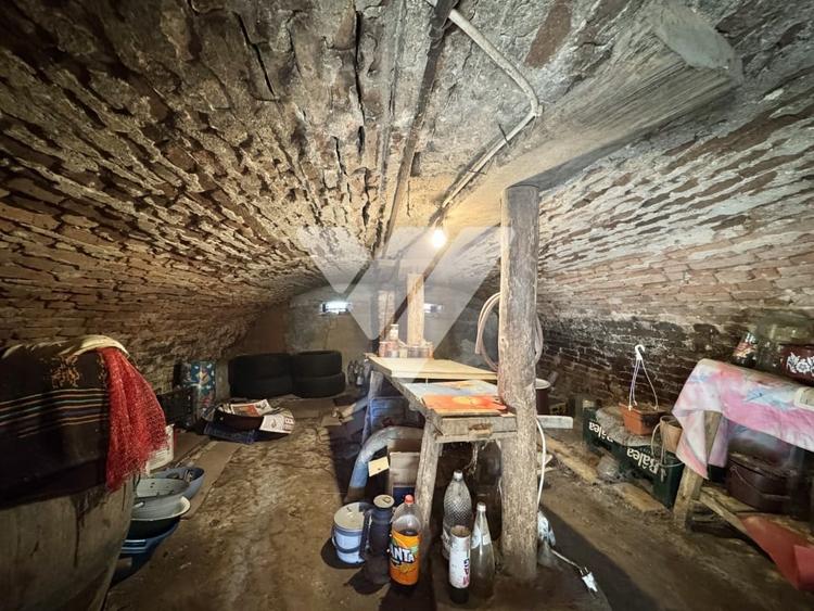 Casă individuală cu 2 camere cu Canalizare în Buia