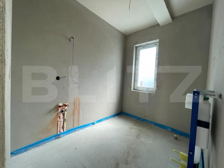 Casă individuală cu 4 camere cu Canalizare în Dezmir