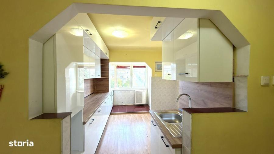 Apartament cu 2 camere decomandat în Central