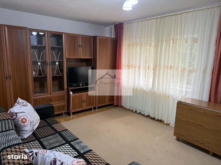 Apartament cu 2 camere decomandat în Zorilor