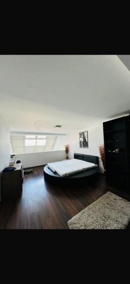Apartament cu 3 camere decomandat în Vitan