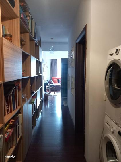 Apartament cu 3 camere în Băneasa