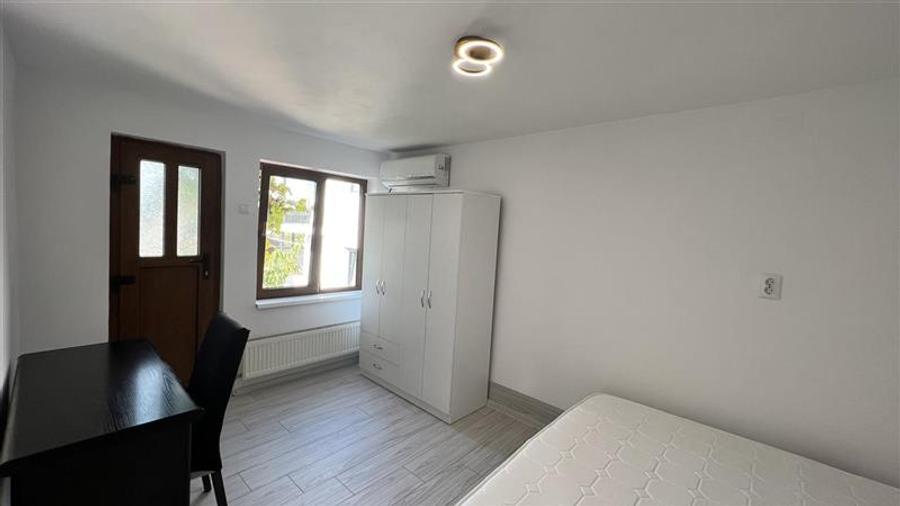 Apartament cu 3 camere circular, mobilat în Mărăști
