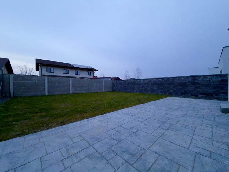 Duplex 4 camere, despartit prin dressing, 93mp, 360 mp teren in Urseni - 2