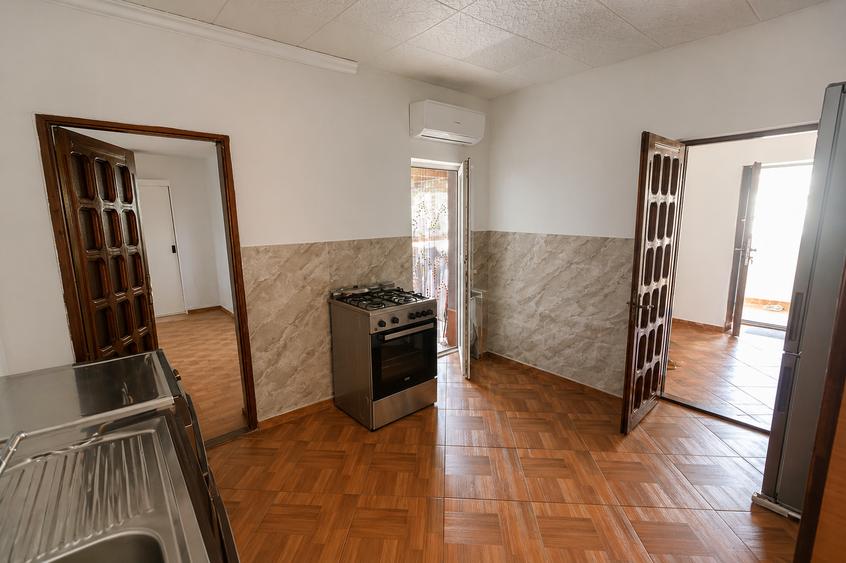 Casă individuală cu 3 camere cu Canalizare în Ciarda Roșie