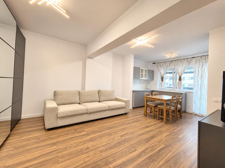 Apartament cu 2 camere decomandat în Berceni