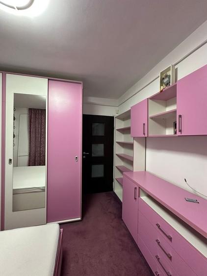 Apartament cu 2 camere decomandat în Republicii