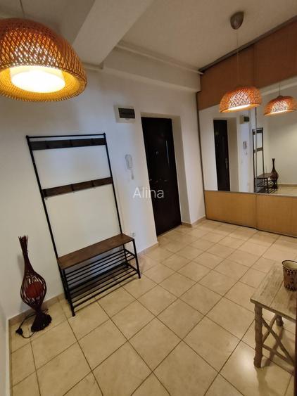 Apartament 2 camere/ Cartier Latin/ Centrala proprie/ Loc de parcare