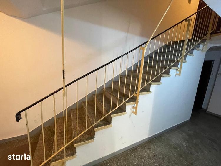 Apartament cu 3 camere decomandat în Militari