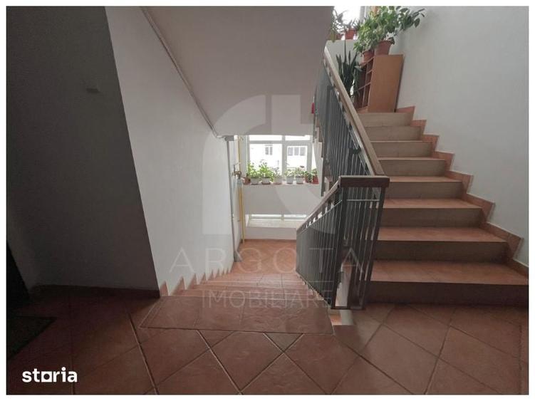 Apartament cu 4 camere în Marghiloman