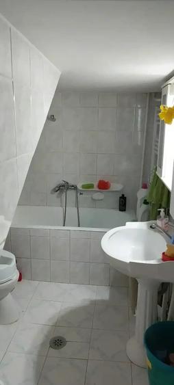 Casă cu Teren 250 Mp în Central