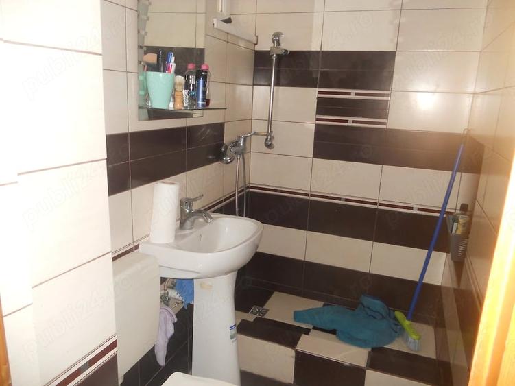 Garsonieră decomandată în Central