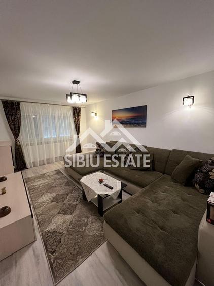 Apartament cu 3 camere decomandat, mobilat în Hipodrom 1