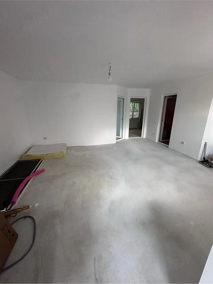 Casă cu 3 camere cu Teren 271 Mp în Valu lui Traian