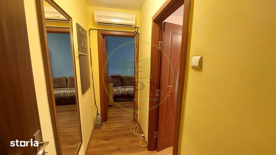 Apartament 3 camere, semidecomandat, etajul 3, Cornitoiu zona Unitatea - 1