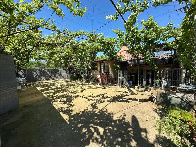 Casă cu Teren 1501 Mp în Birda