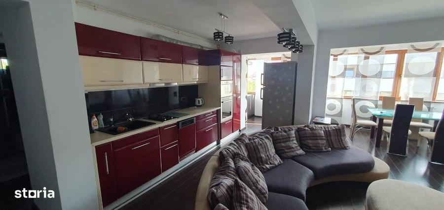 Apartament cu 4 camere în Central