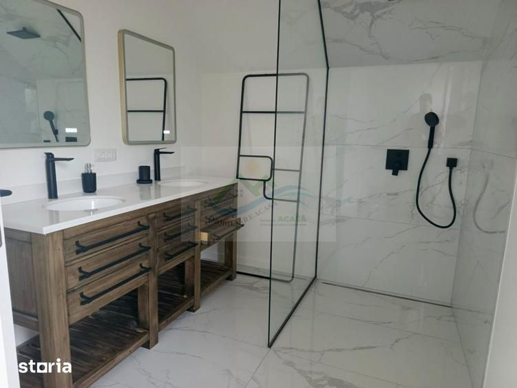 Casă cu 6 camere cu Teren 300 Mp în Central