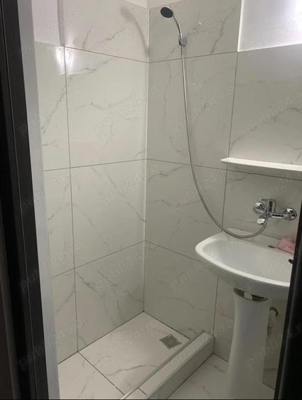 Apartament cu 2 camere semidecomandat în Dâmbu Pietros