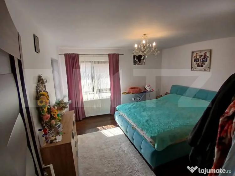 Apartament cu 3 camere decomandat, mobilat în Central