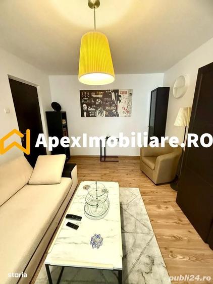 Apartament cu 2 camere decomandat în Victoriei