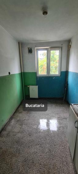 Apartament cu 2 camere semidecomandat în Matei Voievod
