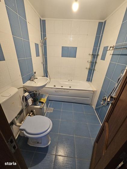 Apartament cu 3 camere în Orizont