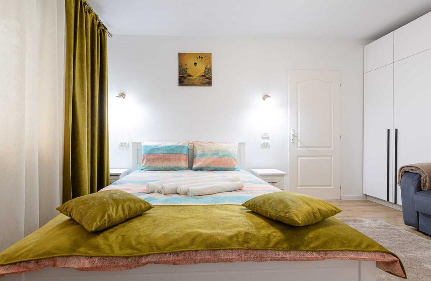 Casă cu 4 camere cu Teren 50 Mp în Central