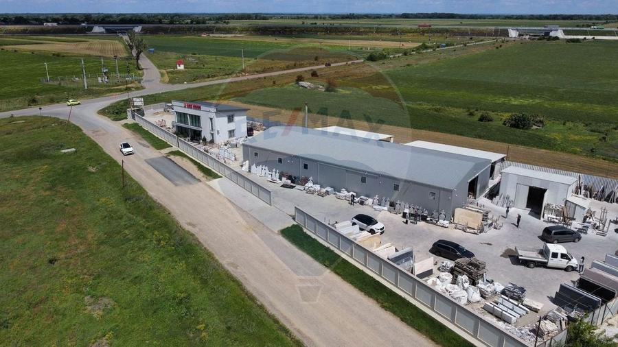Spațiu industrial, de 740 mp, în Vânători