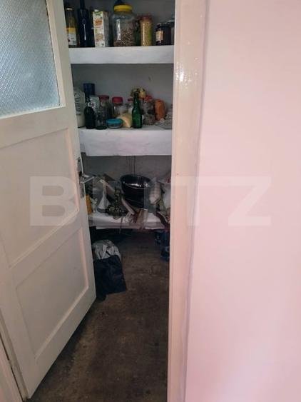 Casă individuală cu 3 camere cu Canalizare în Central