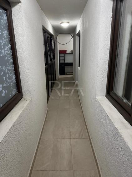 Apartament cu 3 camere decomandat, mobilat în Berceni