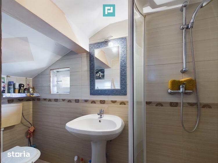 Teren de 8369 mp, în Margina