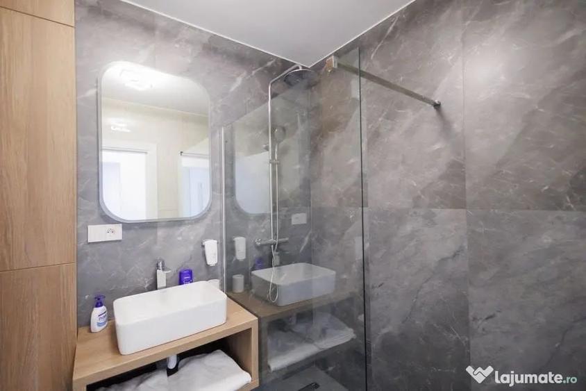 Apartament cu 2 camere semidecomandat în Central