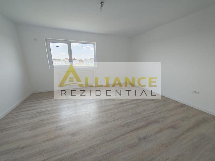 Duplex cu 3 camere cu Canalizare în Berceni