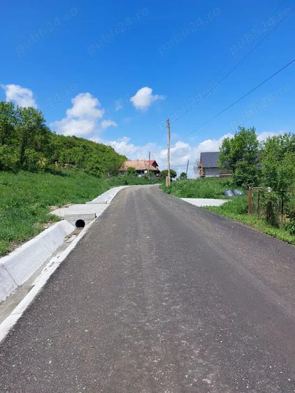 Teren de 2170 mp, în Morău